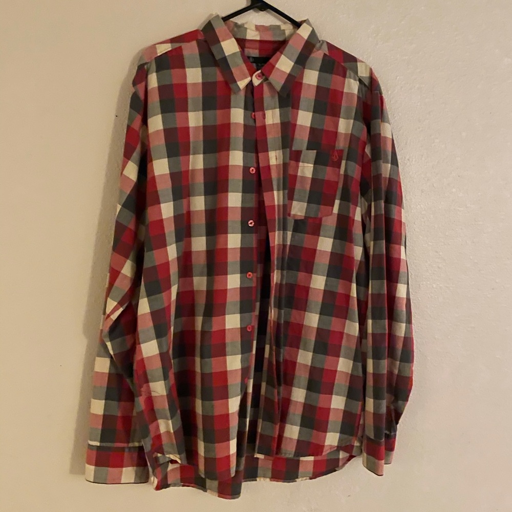 Volcom plaid button up shirt Xl